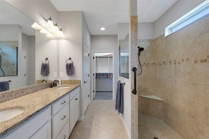 Image No.23-2 Bed Property for sale