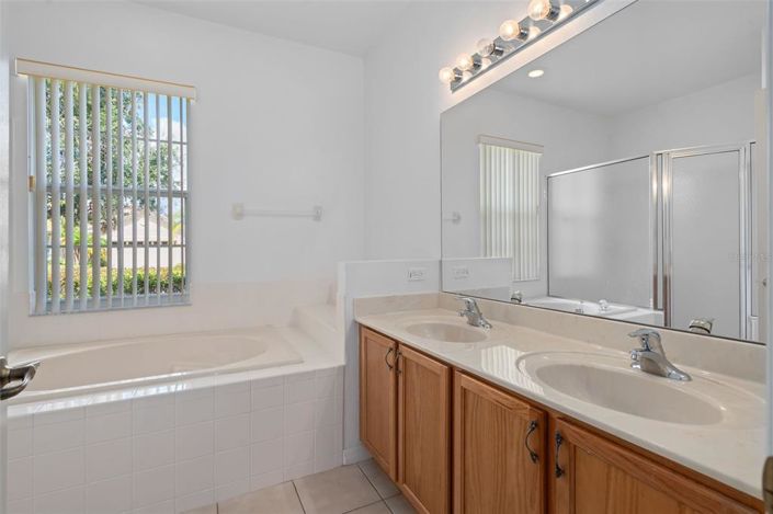 Image No.29-3 Bed Property for sale