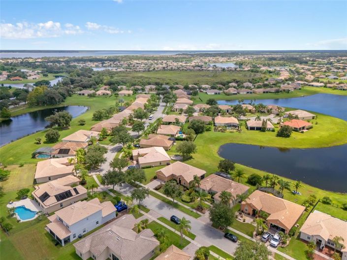 Image No.40-3 Bed Property for sale