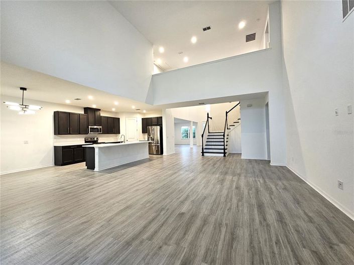 Image No.13-5 Bed Property for sale