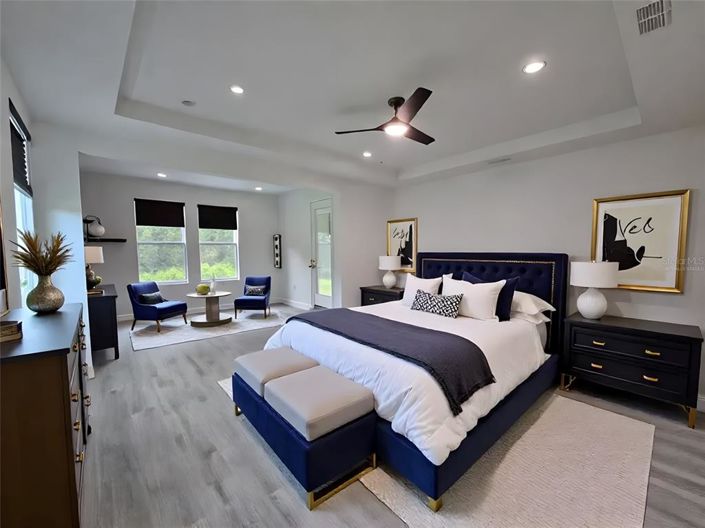 Image No.17-5 Bed Property for sale