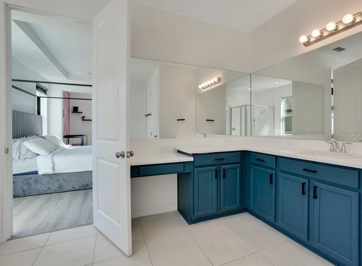 Image No.21-5 Bed Property for sale