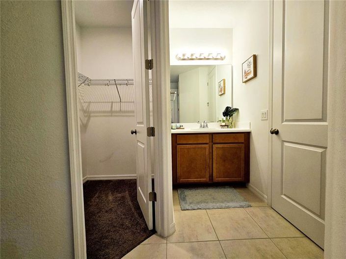 Image No.29-5 Bed Property for sale