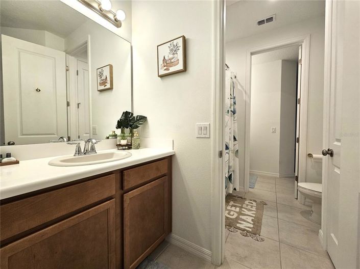 Image No.30-5 Bed Property for sale