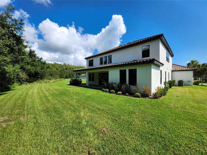 Image No.37-5 Bed Property for sale