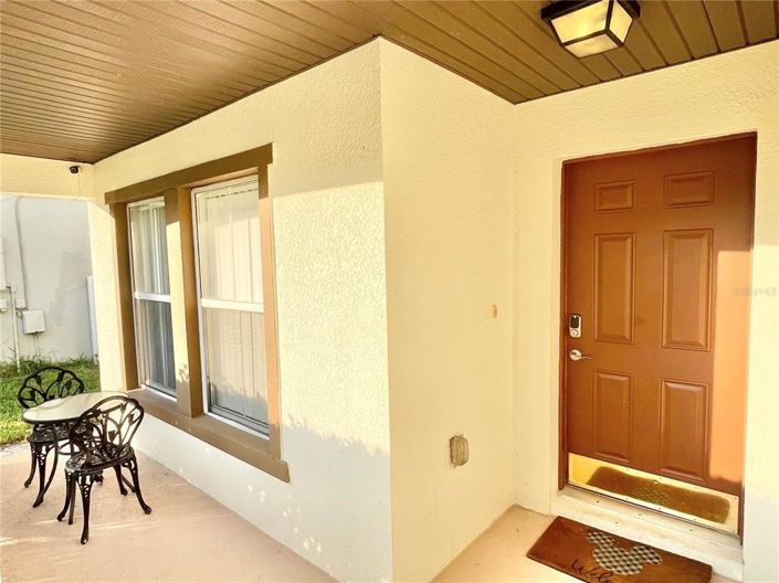 Image No.2-4 Bed Property for sale