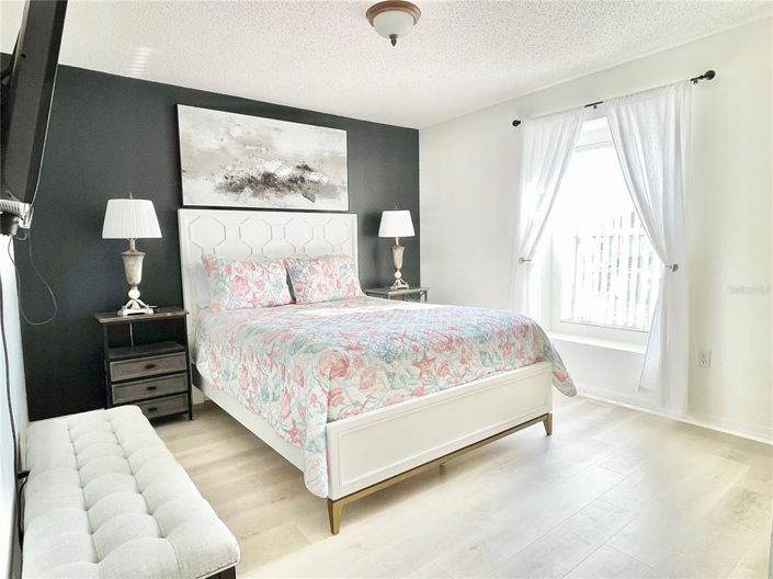 Image No.27-4 Bed Property for sale