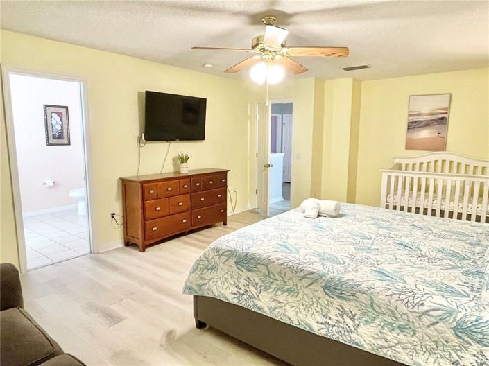 Image No.29-4 Bed Property for sale