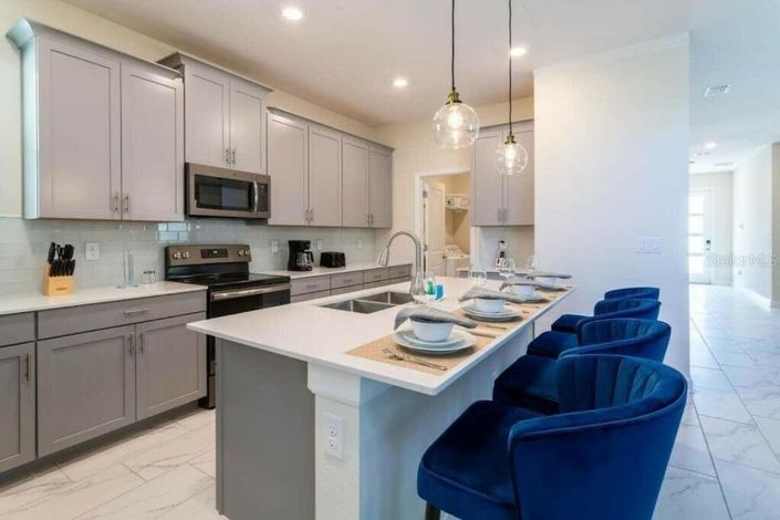 Image No.31-5 Bed Property for sale