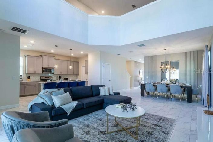 Image No.7-5 Bed Property for sale