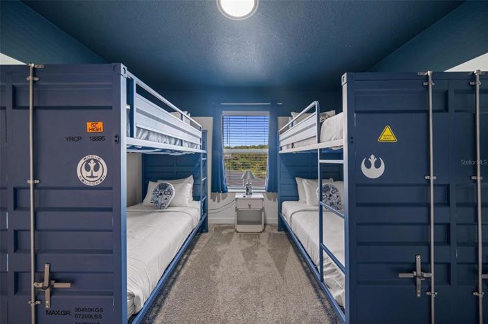 Image No.21-4 Bed Townhouse for sale