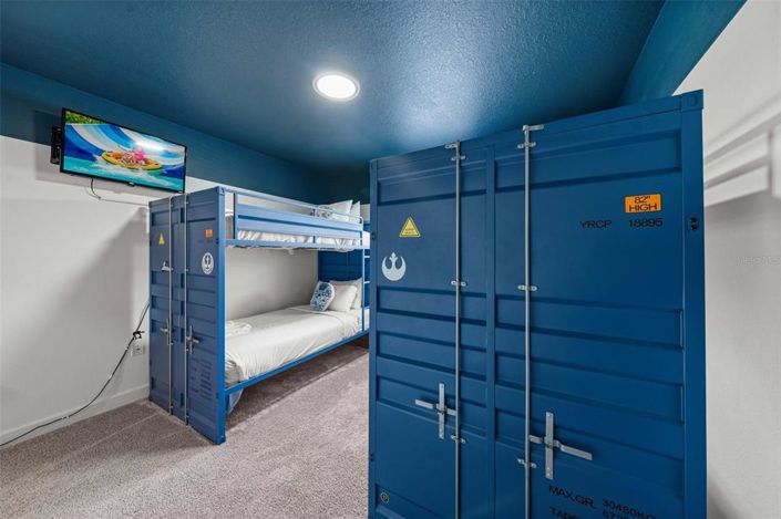 Image No.22-4 Bed Townhouse for sale