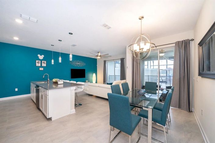 Image No.3-4 Bed Townhouse for sale