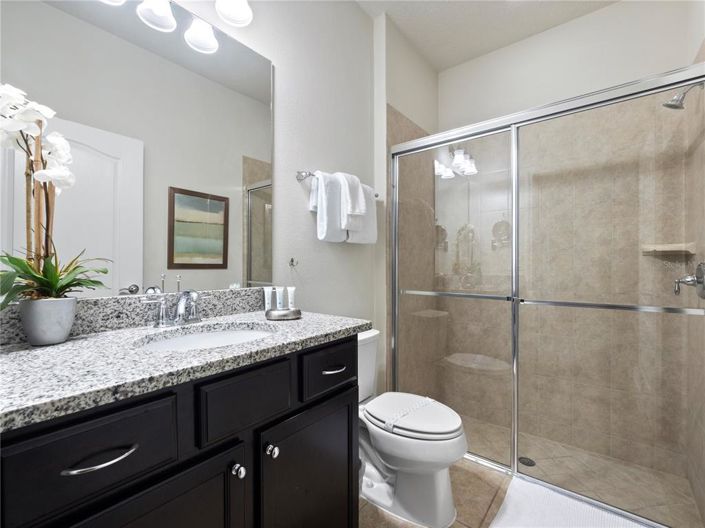 Image No.14-8 Bed Property for sale