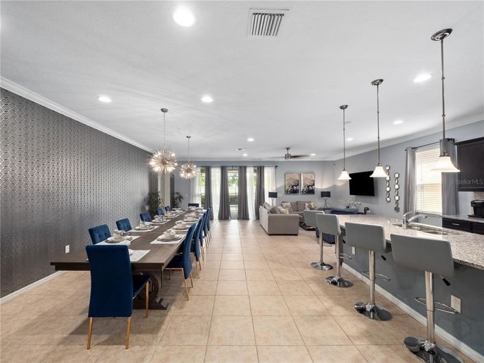 Image No.4-8 Bed Property for sale