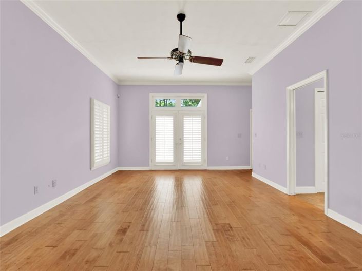 Image No.16-5 Bed Property for sale