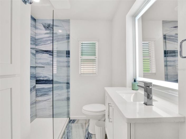 Image No.20-5 Bed Property for sale