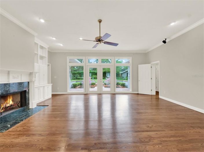 Image No.4-5 Bed Property for sale