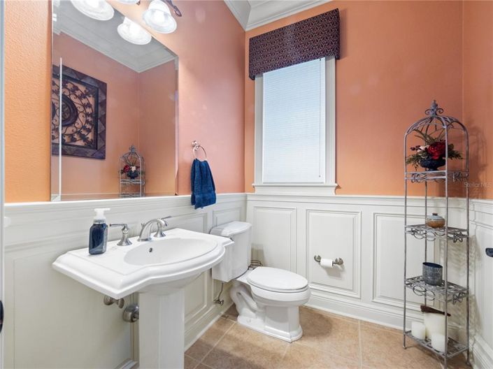 Image No.24-5 Bed Property for sale