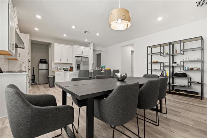 Image No.7-4 Bed Property for sale