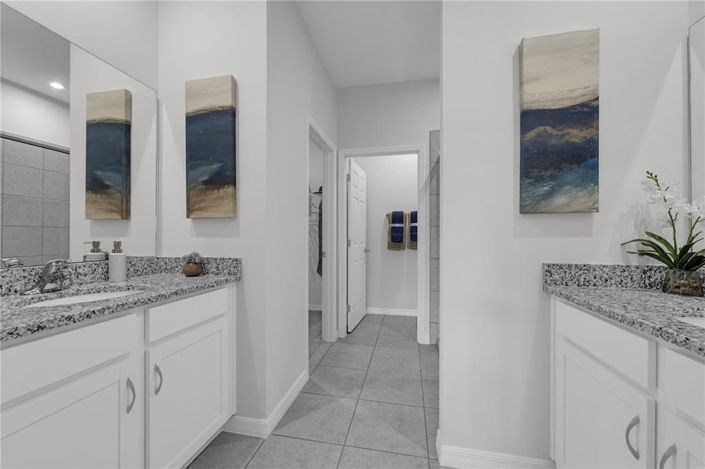 Image No.28-4 Bed Property for sale