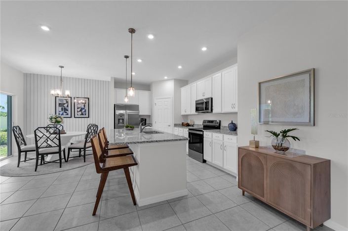 Image No.5-4 Bed Property for sale