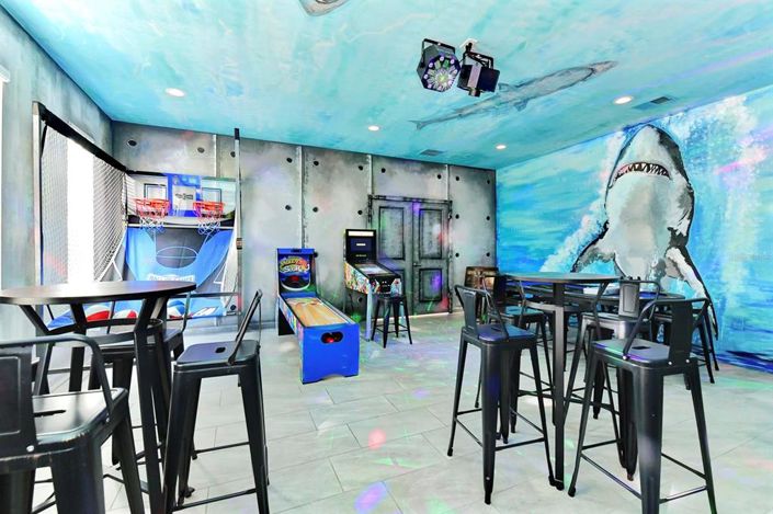 Image No.19-9 Bed Property for sale