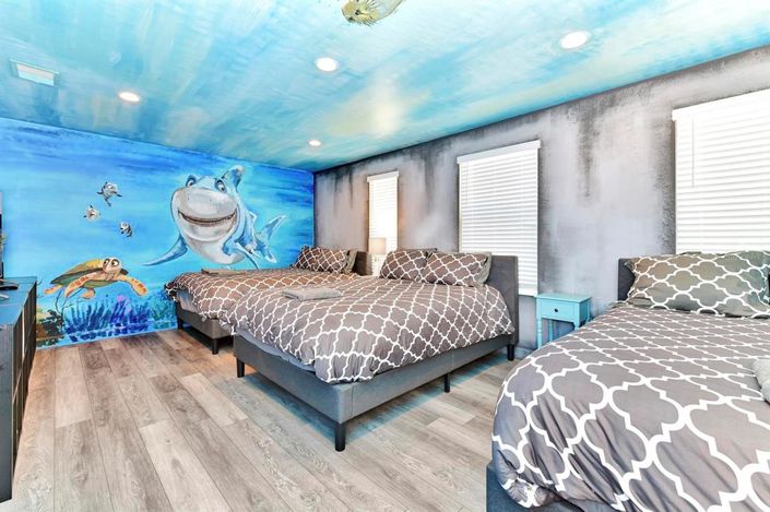 Image No.28-9 Bed Property for sale