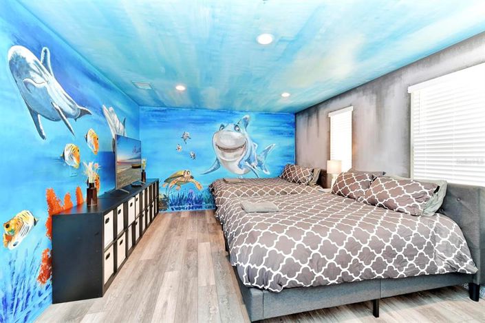 Image No.29-9 Bed Property for sale