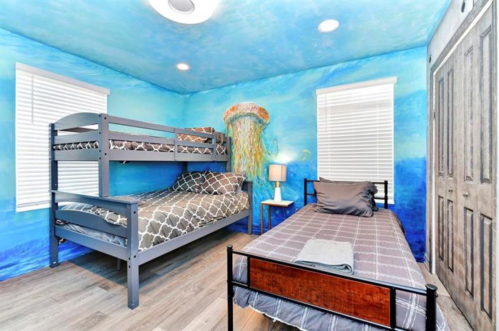 Image No.31-9 Bed Property for sale