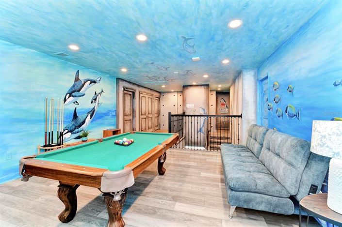 Image No.37-9 Bed Property for sale