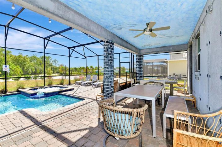 Image No.38-9 Bed Property for sale