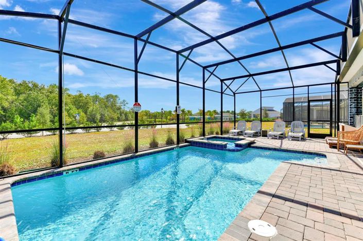 Image No.42-9 Bed Property for sale