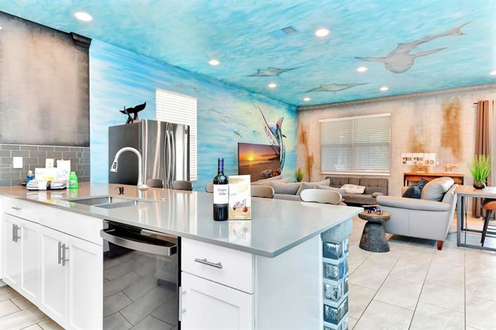 Image No.6-9 Bed Property for sale