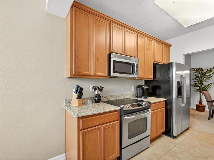 Image No.12-2 Bed Property for sale