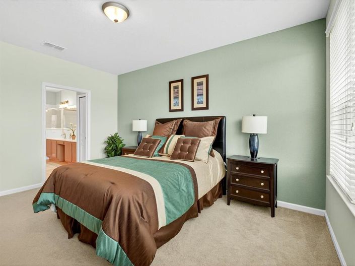 Image No.18-2 Bed Property for sale