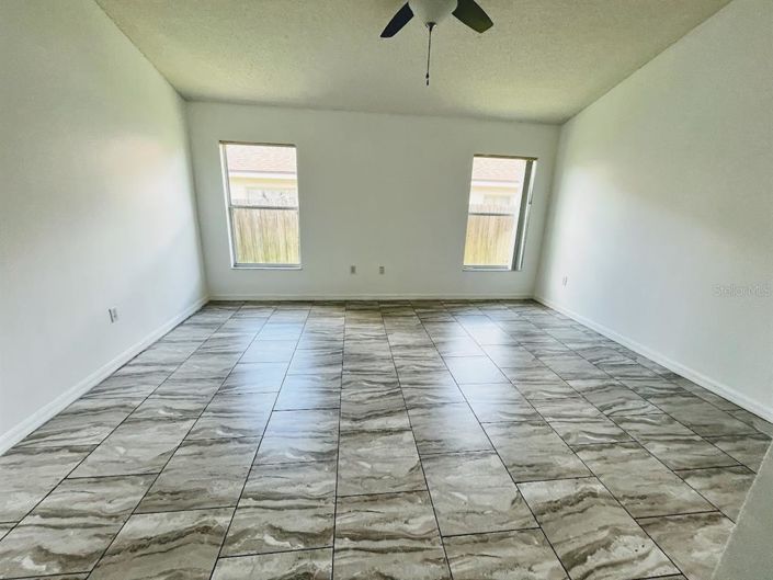 Image No.13-3 Bed Property for sale