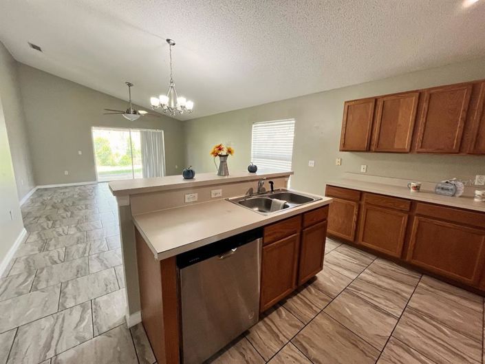 Image No.7-3 Bed Property for sale