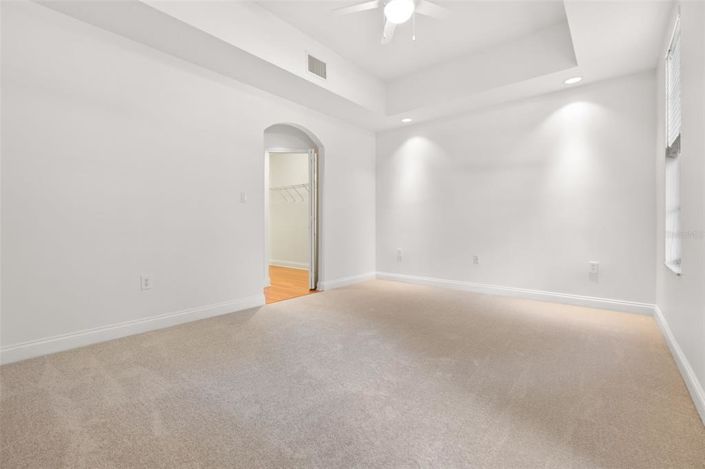 Image No.22-3 Bed Property for sale