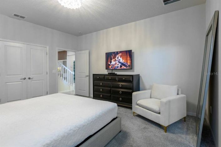 Image No.26-10 Bed Property for sale