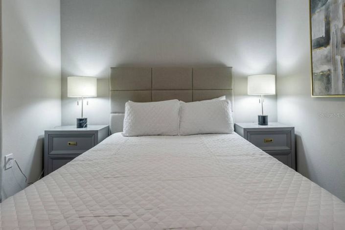 Image No.38-10 Bed Property for sale