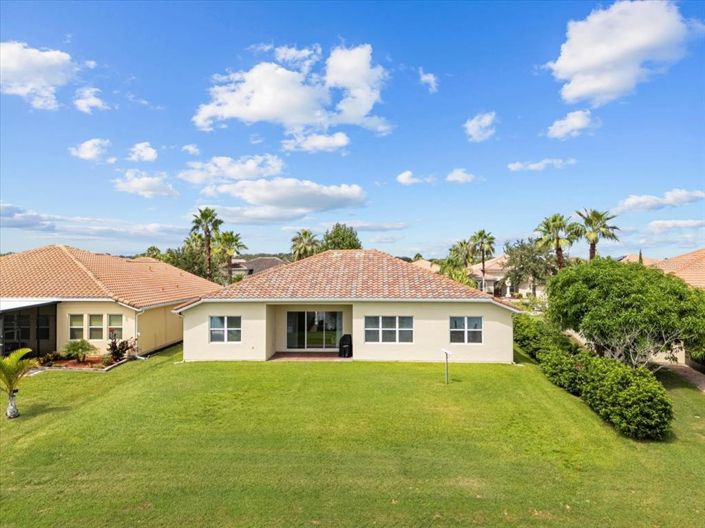 Image No.38-3 Bed Property for sale