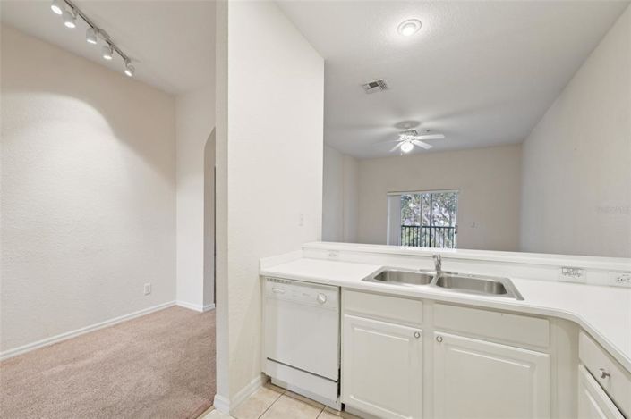 Image No.11-3 Bed Property for sale