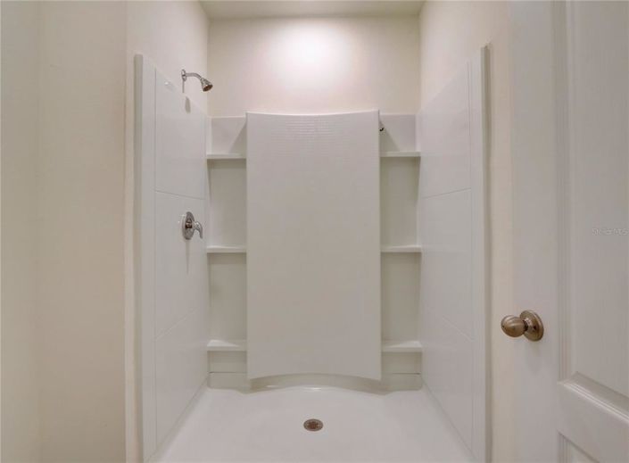 Image No.16-3 Bed Townhouse for sale