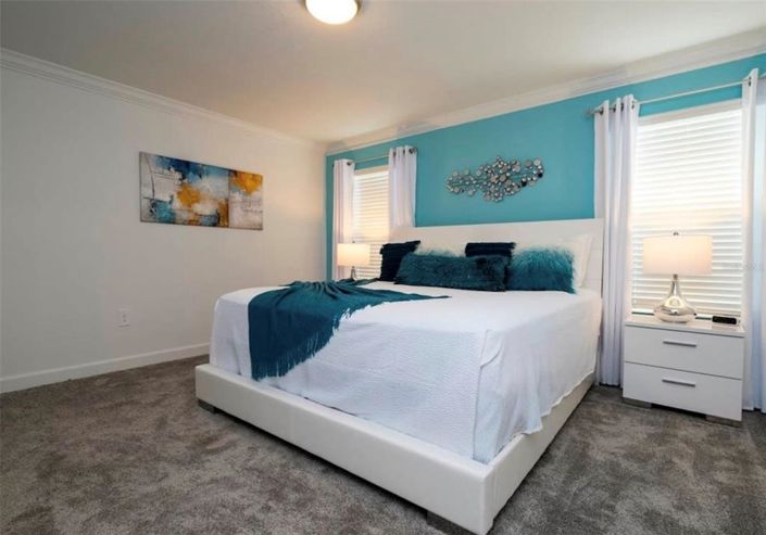 Image No.18-4 Bed Townhouse for sale