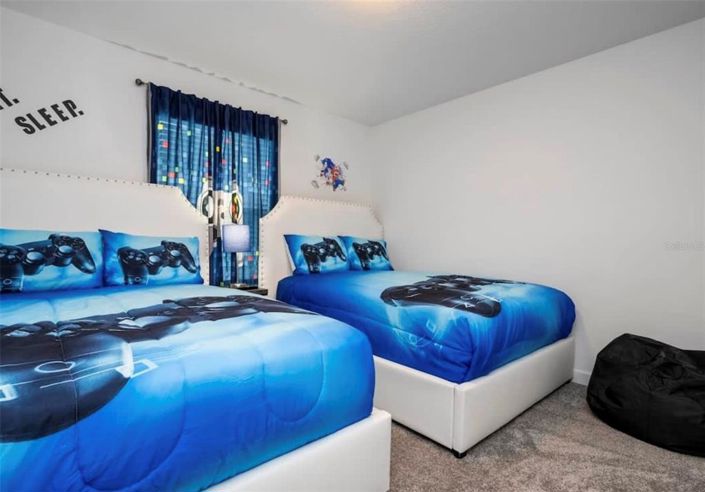 Image No.28-4 Bed Townhouse for sale