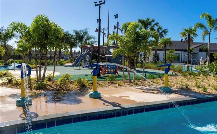 Image No.35-4 Bed Townhouse for sale