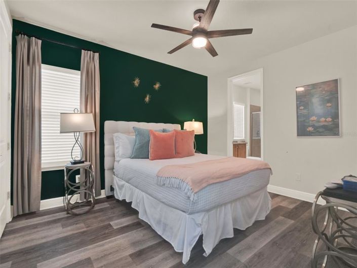 Image No.23-5 Bed Property for sale