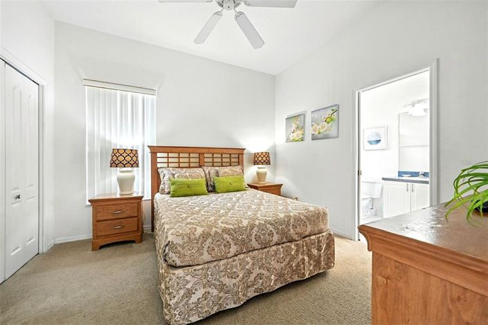 Image No.23-5 Bed Property for sale