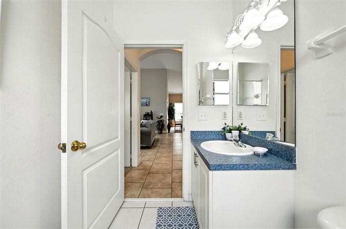 Image No.44-5 Bed Property for sale